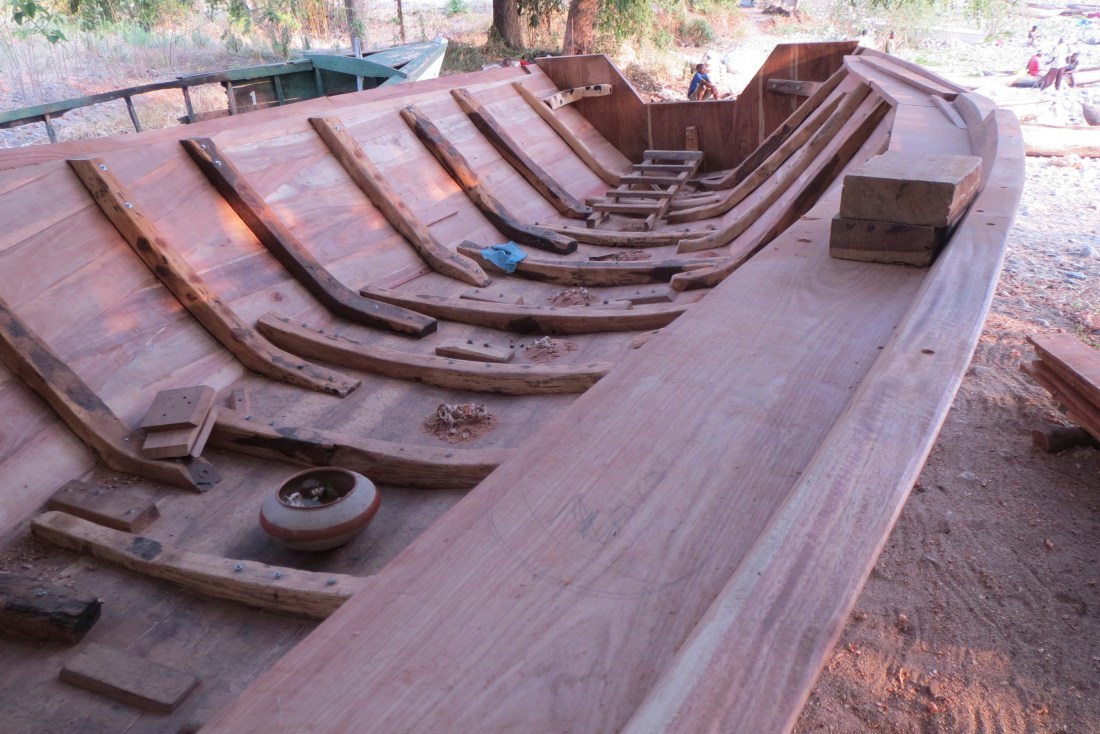 Sitzbank mit Bordleiste